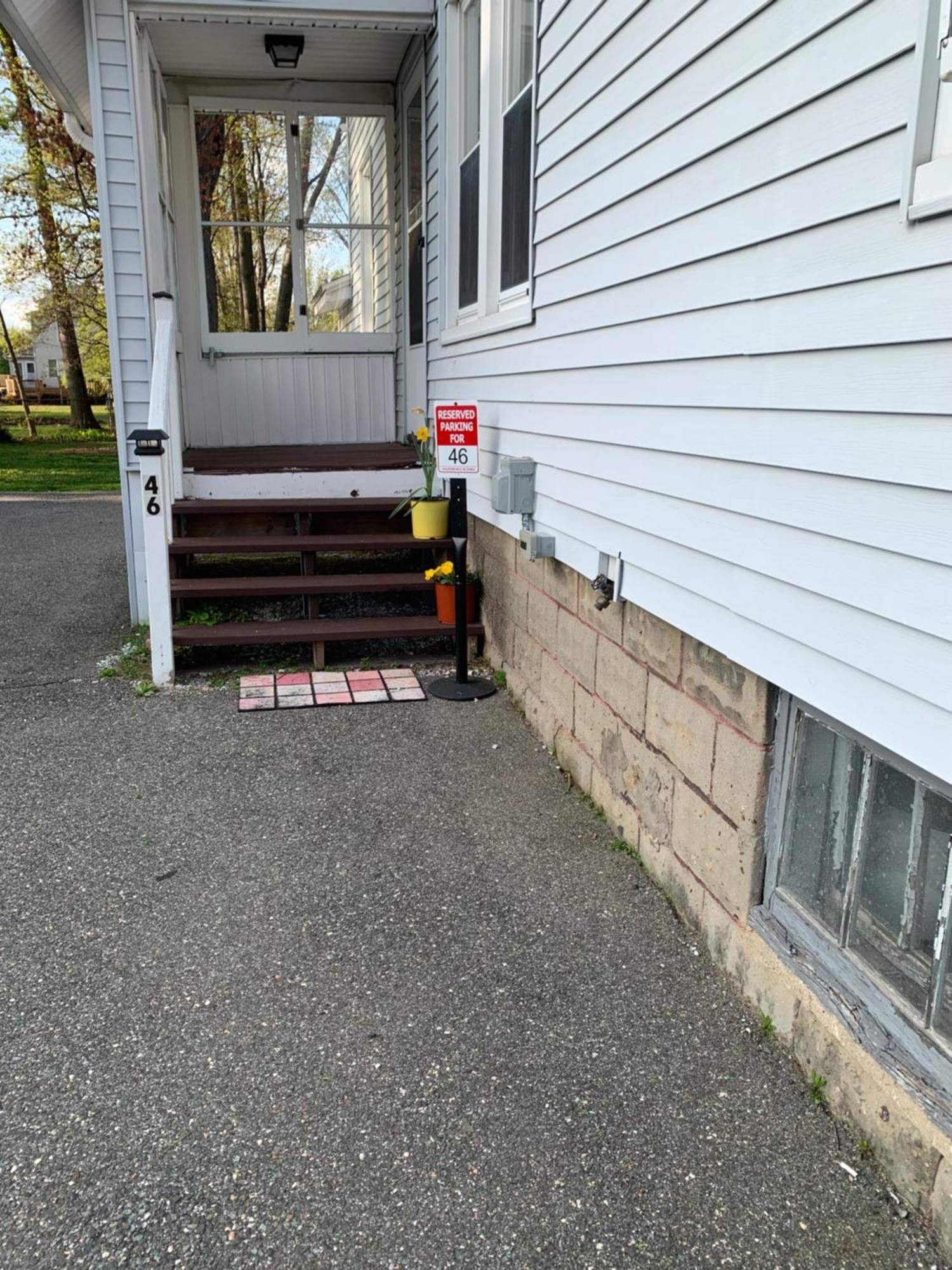 Cozy First Floor Apartment Chicopee Exterior photo